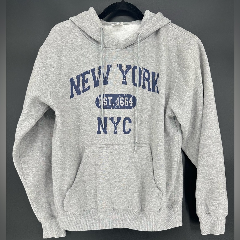 #104 - Gray New York NYC Hoodie Size S